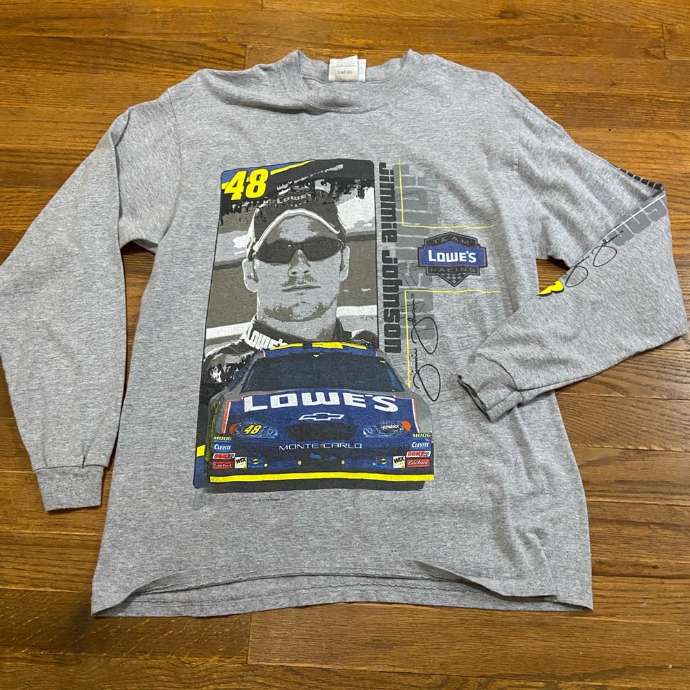 2004 Jimmie Johnson tee